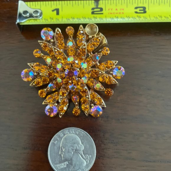 Vintage Silver tone clip ons earrings with amber and an amber AB crystal Brooch - Picture 5 of 10